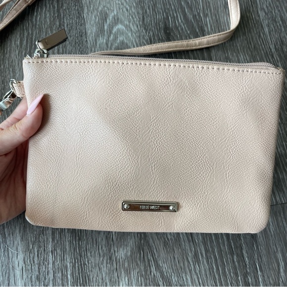 Light Pink Nine West Crossbody Purse - Picture 2 of 12